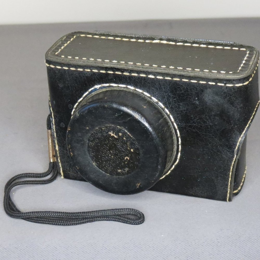 Yashica EZ-Matic 126 Film Camera With Case/See Descrip.